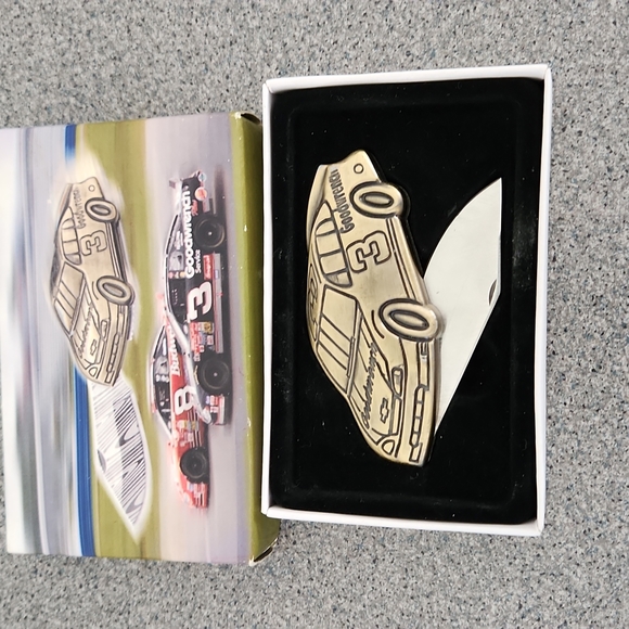 Dale Earnhardt knife - Picture 3 of 4